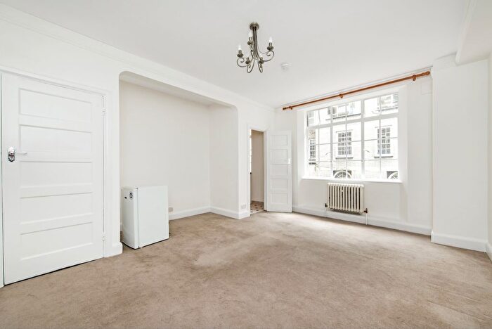 Studio To Rent In Upper Woburn Place, London, WC1H