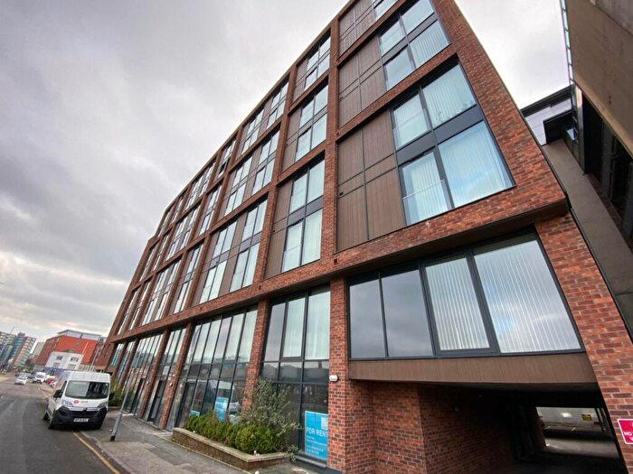 Flat To Rent In Skinner Lane, Leeds, LS7