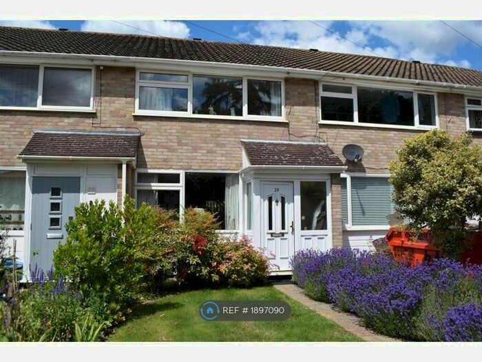 2 Bedroom Terraced House To Rent In Strawberry Hill Close, Twickenham, TW1