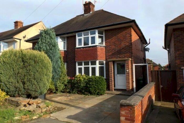 2 Bedroom Property To Rent In Brookbank Avenue, Chesterfield, S40