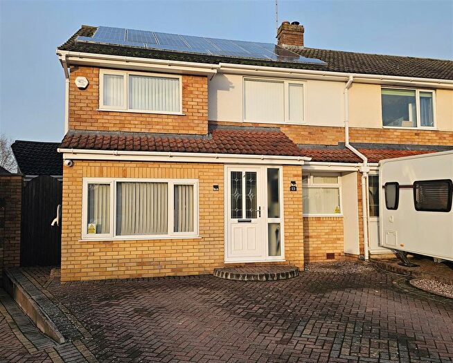 3 Bedroom Semi Detached House For Sale In Fieldcote Drive, Hucclecote, Gloucester, GL3
