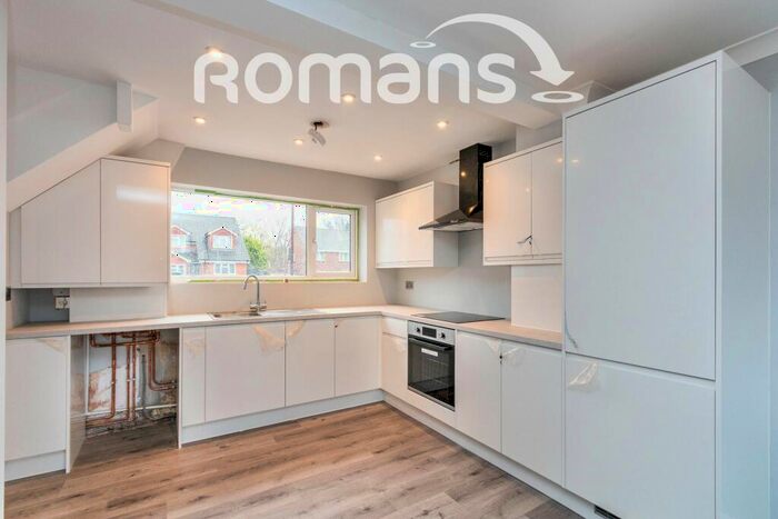 2 Bedroom End Of Terrace House To Rent In Branksome Hill Road, GU47