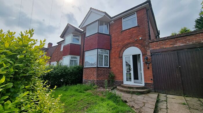 3 Bedroom House To Rent In Woodlands Farm Road, Birmingham, B24