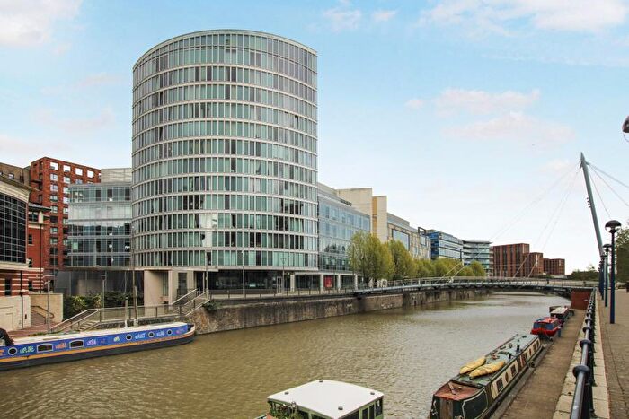 1 Bedroom Apartment To Rent In The Eye - Glass Wharf, BS2
