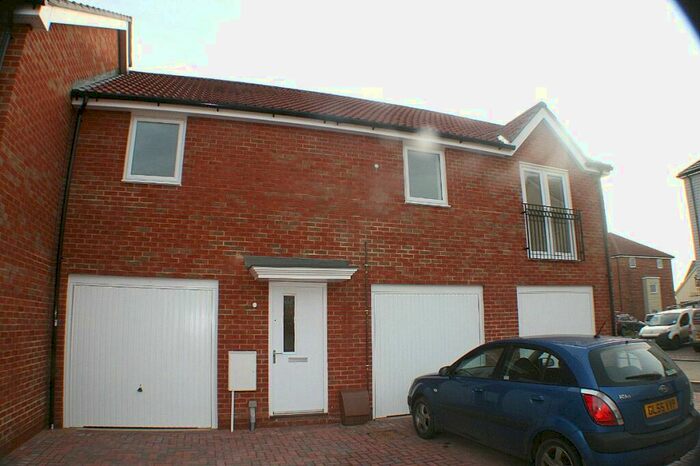 2 Bedroom Maisonette To Rent In Diamond Close, Sittingbourne, ME10
