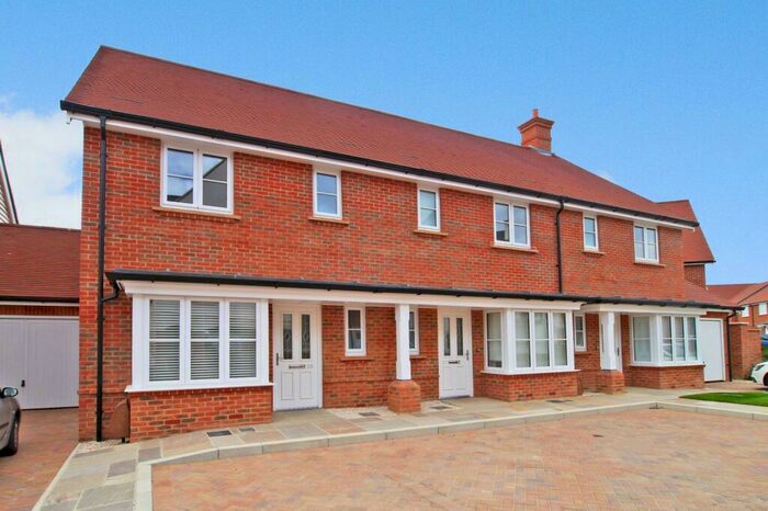 3 Bedroom Terraced House To Rent In Longhurst Avenue, Highwood, Horsham, RH12