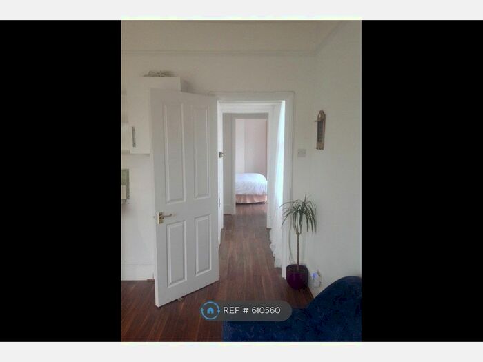 1 Bedroom Flat To Rent In Streatham Common, London, SW16