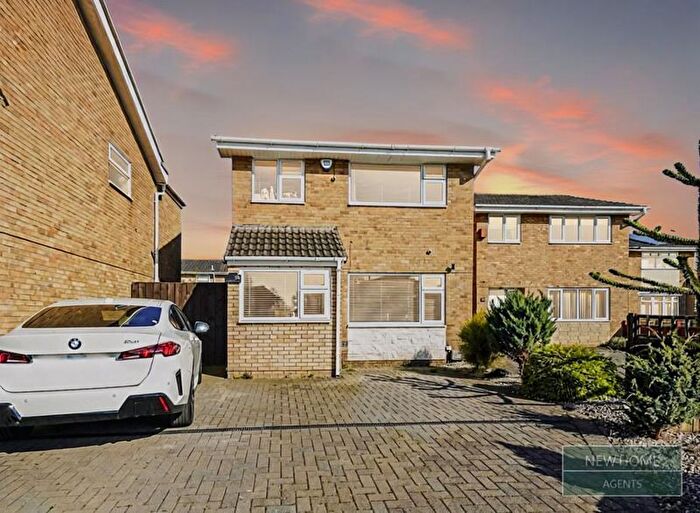 3 Bedroom Detached House For Sale In Surbiton Road, Stockton-On-Tees, TS18