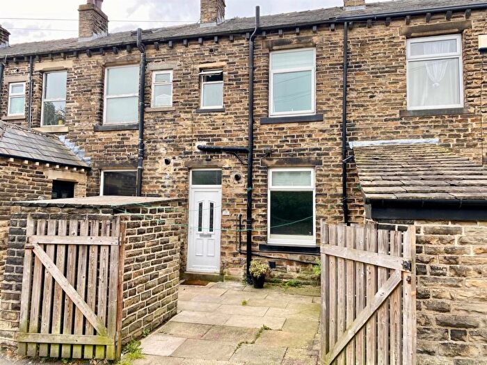 2 Bedroom Terraced House For Sale In Bramley Lane, Halifax, HX3
