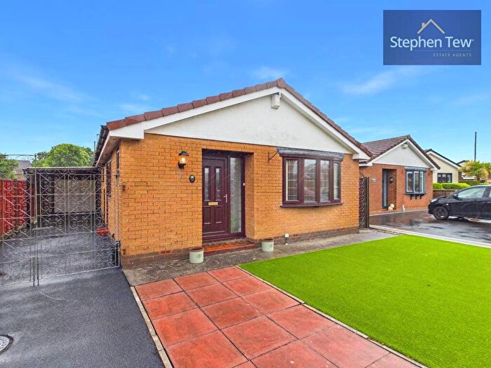 2 Bedroom Detached Bungalow For Sale In Corbridge Close, Blackpool, FY4