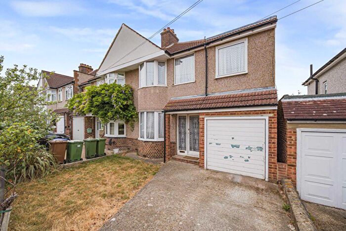 3 Bedroom Semi Detached House For Sale In Marechal Niel Avenue, Sidcup, DA15