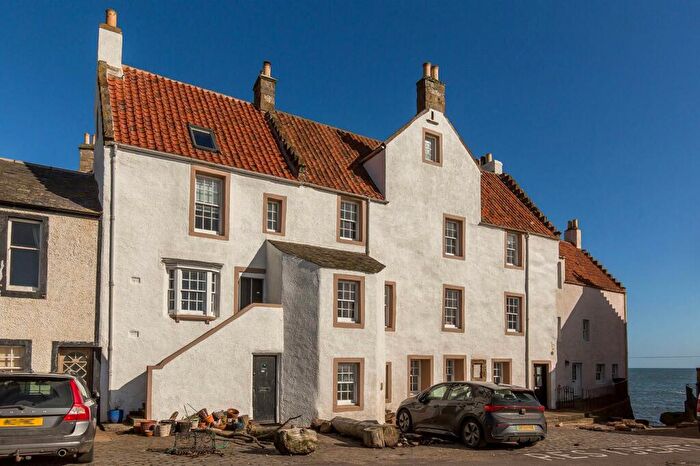 4 Bedroom Town House For Sale In The Gyles, Pittenweem, Anstruther, KY10