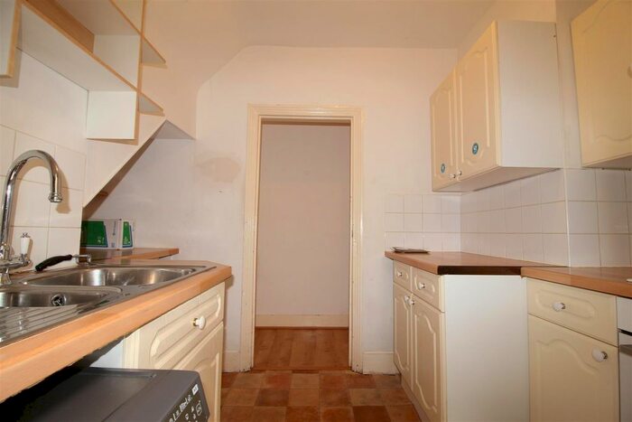 2 Bedroom Flat To Rent In Carr Road, London, E17