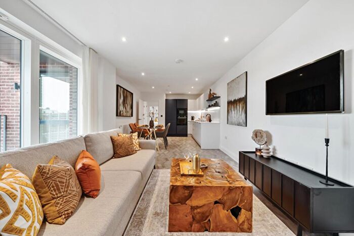 2 Bedroom Flat To Rent In Station Road Sidcup, DA15