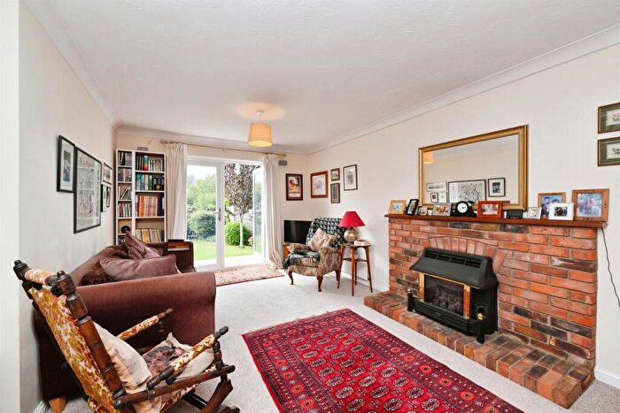 6 Bedroom Detached House For Sale In Beck Road, Saffron Walden, CB11