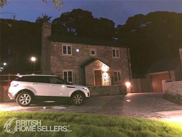 4 Bedroom Detached House For Sale In Eavestone Mews, Harden, Bingley, West Yorkshire, BD16