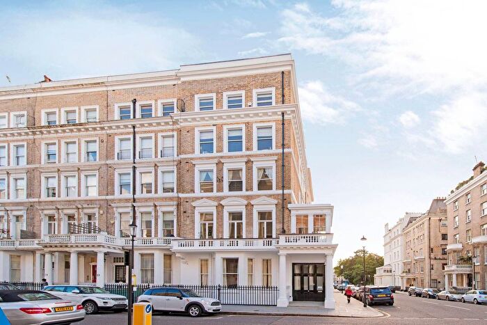 2 Bedroom Flat To Rent In Elvaston Place, South Kensington, London, SW7