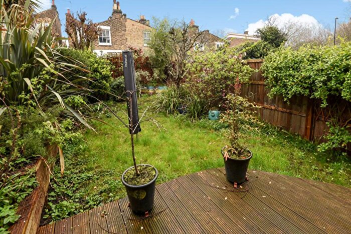 1 Bedroom Flat To Rent In Albyn Road London, SE8