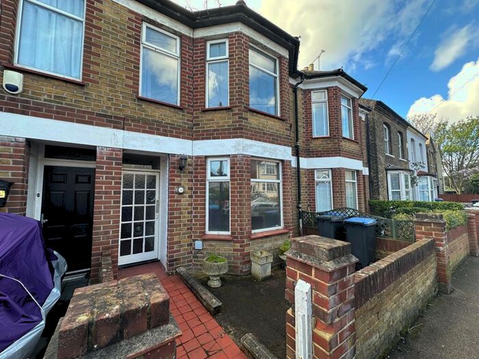 3 Bedroom House To Rent In Park Road, Ramsgate, CT11