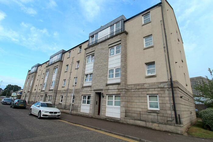 2 Bedroom Flat To Rent In Charles Street, Second Floor, AB25