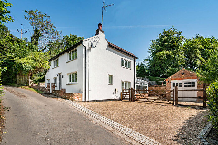 3 Bedroom Detached House For Sale In Pietley Hill, Flamstead, St. Albans, AL3
