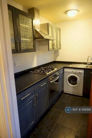 3 Bedroom Terraced House To Rent In Sharrow Street, Sheffield, S11