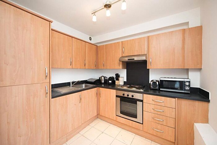 2 Bedroom Apartment To Rent In Islip Street, Kentish Town, London, NW5