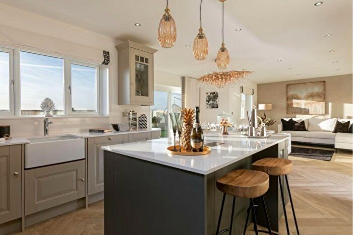 5 Bedroom Detached House For Sale In Chapelgarth, Sunderland, SR3