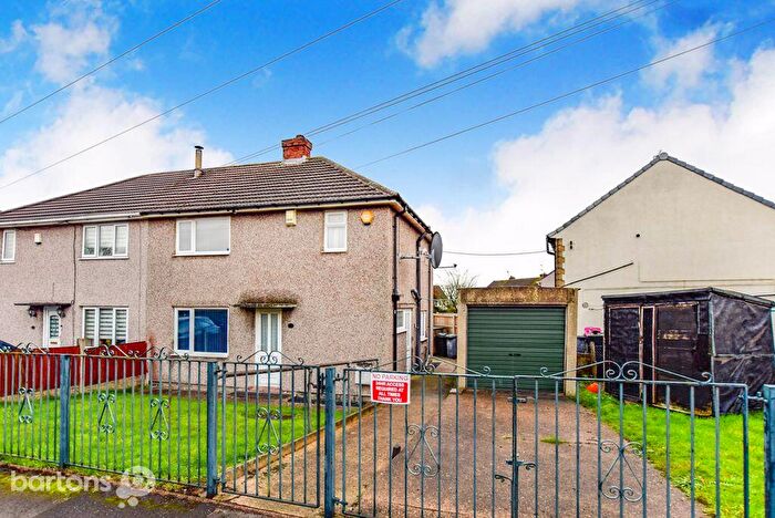 3 Bedroom Semi-Detached House For Sale In Aymer Drive, Thurcroft, S66