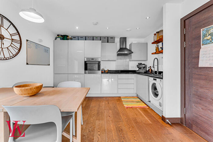 2 Bedroom Apartment For Sale In River View, Bishop's Stortford, Hertfordshire, CM23