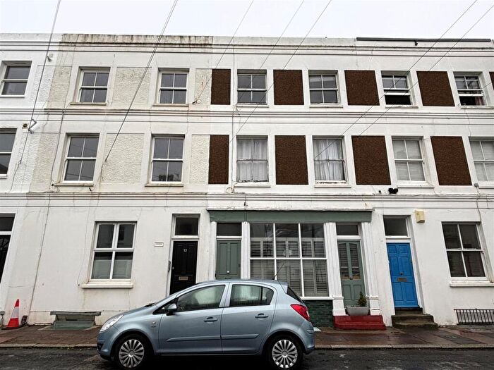 1 Bedroom Flat To Rent In Rock Street, Brighton, BN2