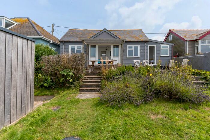 3 Bedroom Bungalow For Sale In Gwithian Towans, Hayle, TR27