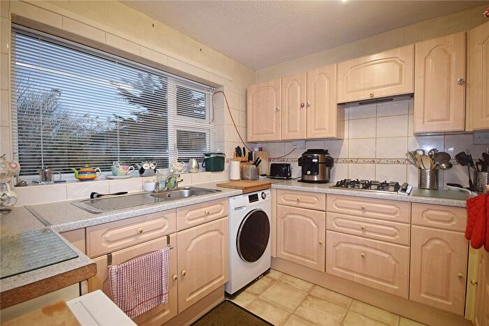 2 Bedroom Bungalow For Sale In Belgrave Road, Fairbourne, Gwynedd, LL38