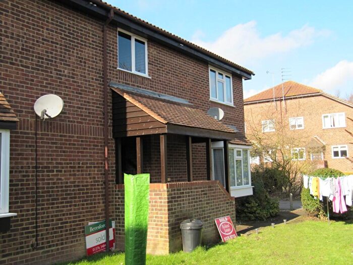 1 Bedroom Flat To Rent In Penn Mews, Braintree, CM7