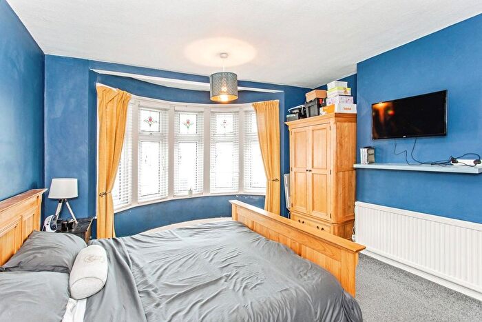 4 Bedroom Semi-detached House For Sale In Linton Road, Shoeburyness, Southend-On-Sea, Essex, SS3