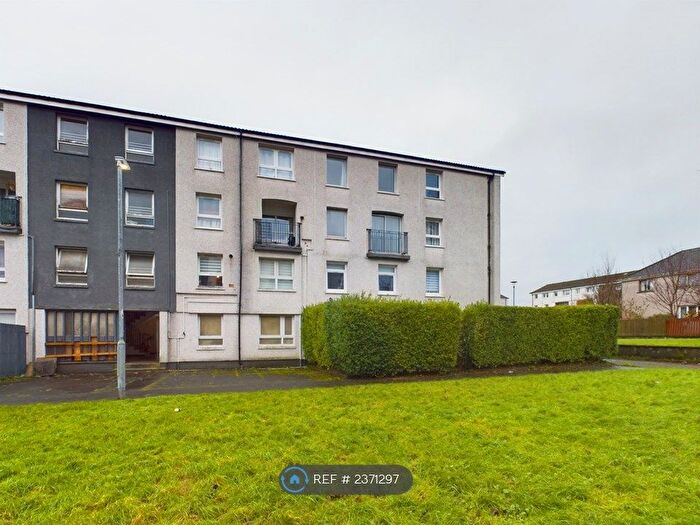 3 Bedroom Maisonette To Rent In Ettrick Terrace, Johnstone, PA5