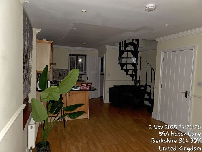 1 Bedroom Flat To Rent In Hatch Lane, Windsor, SL4