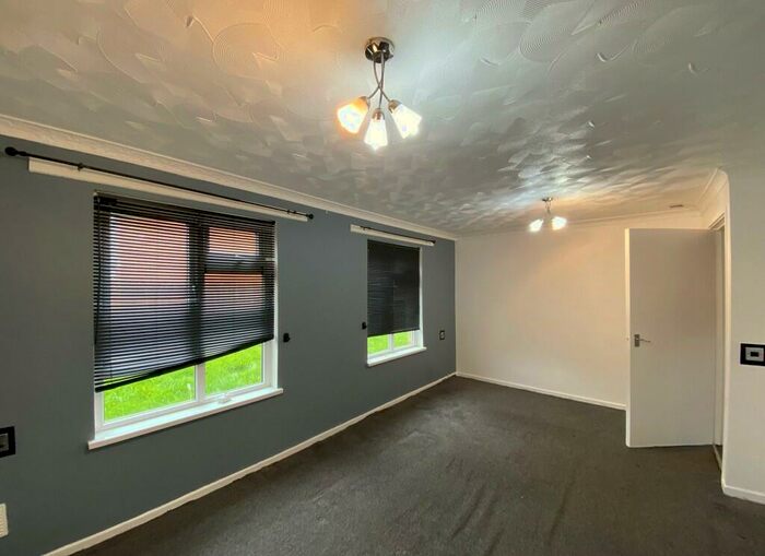 2 Bedroom Flat To Rent In Taff Embankment, Cardiff(City), CF11