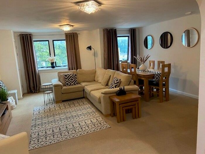 2 Bedroom Flat To Rent In William Perkins Court, Greenford Road, Greenford, UB6