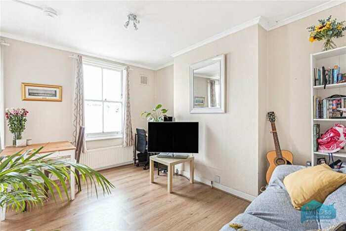 1 Bedroom Apartment To Rent In Alma Street, Kentish Town, London, NW5