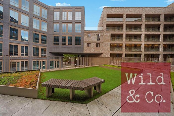 4 Bedroom Flat For Sale In White Post Lane, London, E9