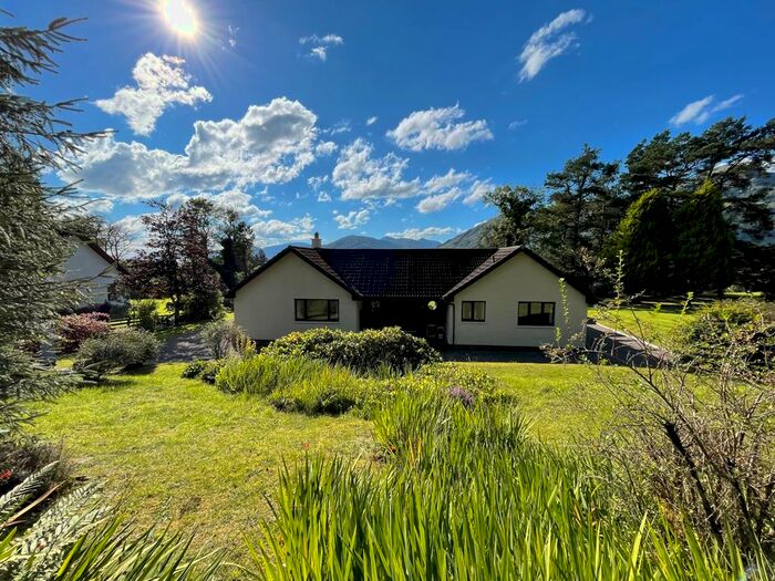 3 Bedroom Detached Bungalow For Sale In Onich, By Fort William, PH33