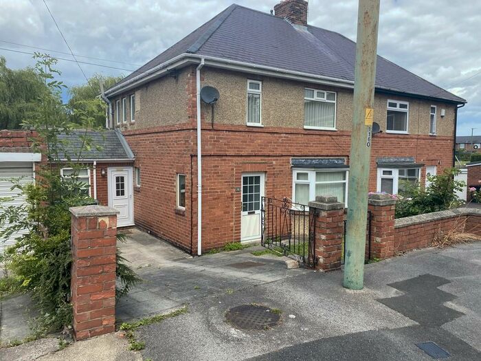 2 Bedroom Semi-Detached House To Rent In Long Acres, Gilesgate, Durham, DH1
