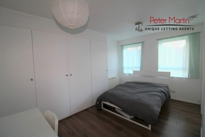 Studio To Rent In Sellwood Drive, Barnet EN5