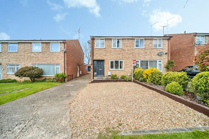 3 Bedroom Semi-Detached House For Sale In Meadow Rise, Tiffield, Towcester, NN12