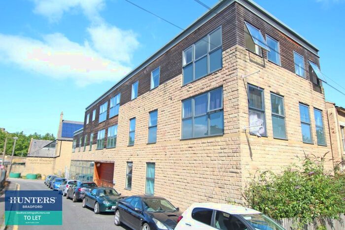 1 Bedroom Flat To Rent In Hallgate, Salem Street, Bradford, BD1