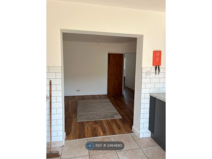 4 Bedroom Semi-Detached House To Rent In Mortimer Rd, Bristol, BS34