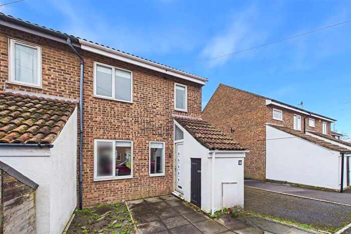 3 Bedroom End Terrace House For Sale In Jubilee Place, Clevedon, BS21