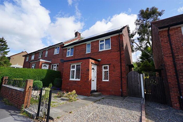 3 Bedroom Property To Rent In Wilderswood Avenue, Horwich, Bolton, BL6