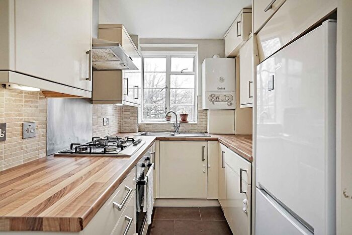 1 Bedroom Flat To Rent In Maida Vale, London, W9